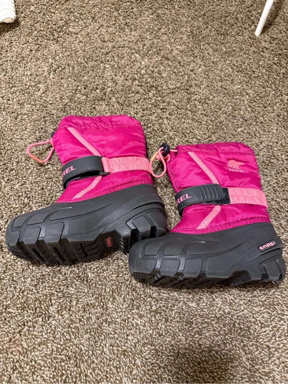 Sorel bright pink